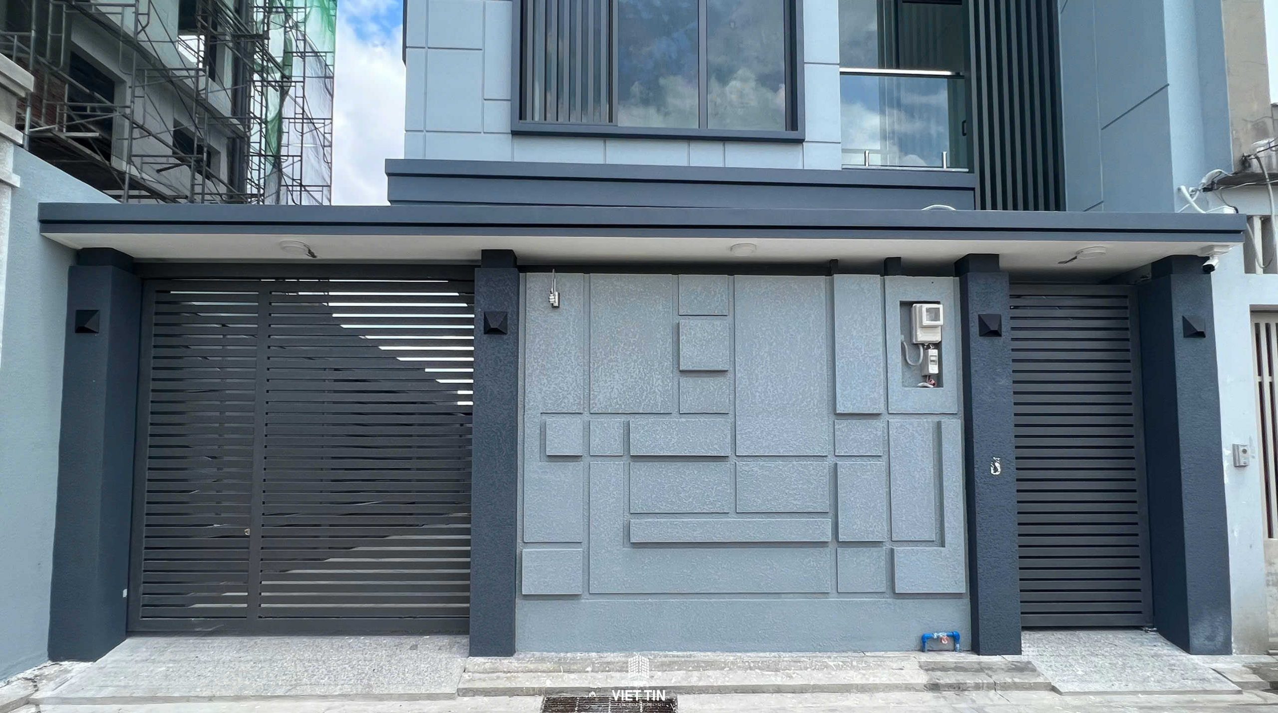 NHA PHO VINH LOC CHU QUYEN VIET TIN 3 scaled